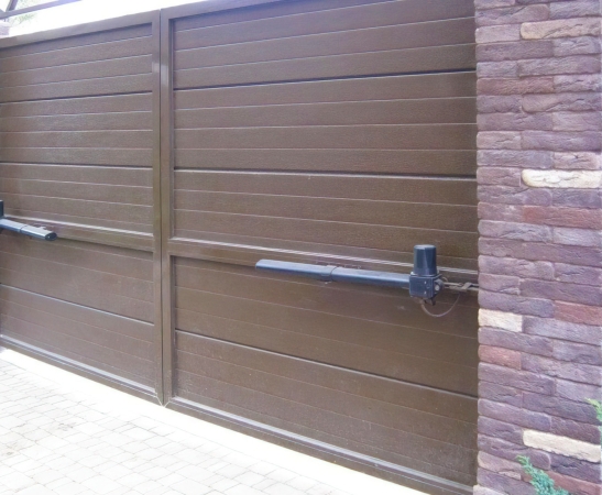 Автоматика для распашных ворот в Ессентуках